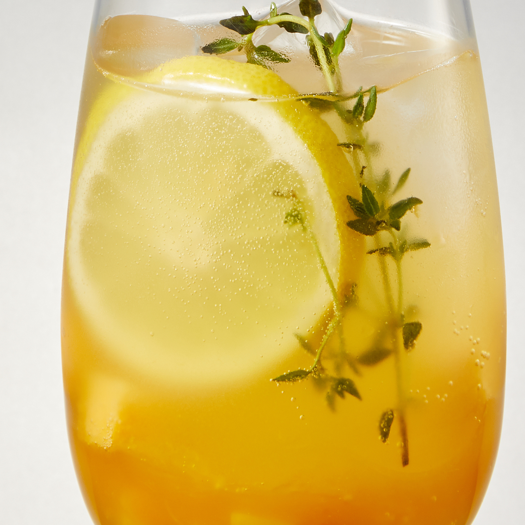 Bar-quality thyme sprigs used in craft cocktails and elevated plating